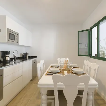 Alizuth Holiday home